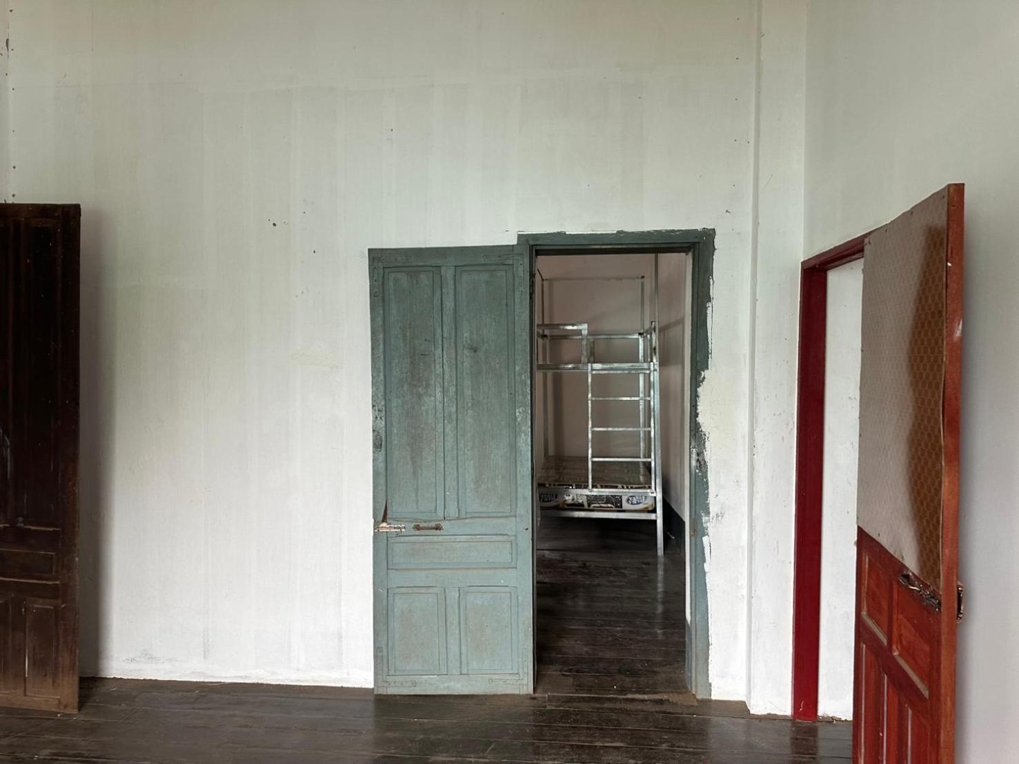 Via Thakhek Hostel & Cafe Exterior photo